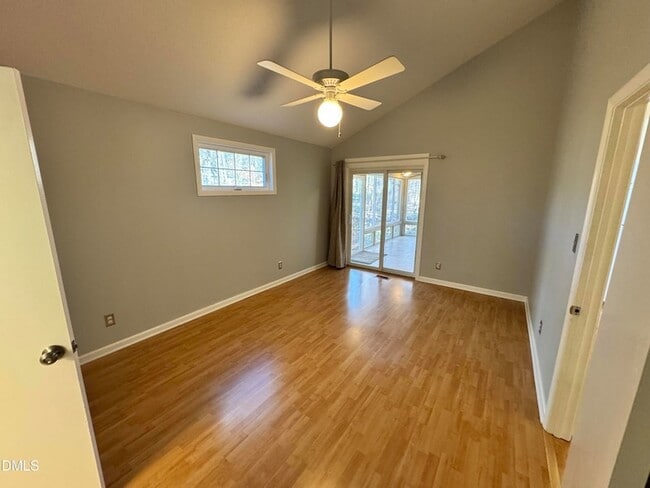 Building Photo - 118 Creeks Edge