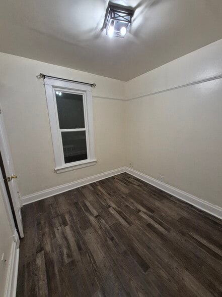 3rd bedroom - 4049 6th Ave