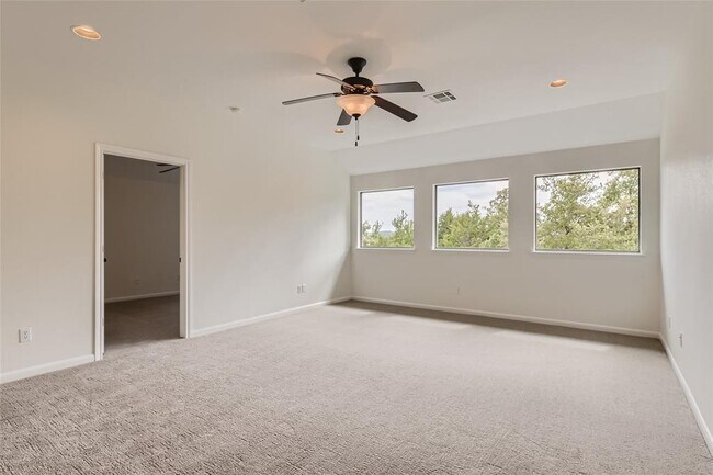Building Photo - 12609 Calistoga Way