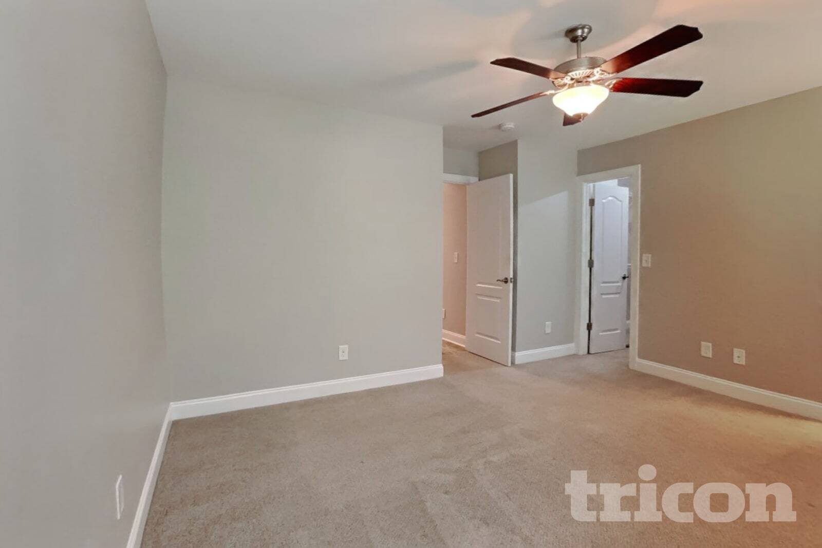 Building Photo - 302 Oxfordshire Dr