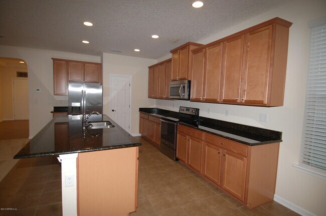 Building Photo - 558 Amber Creek Dr