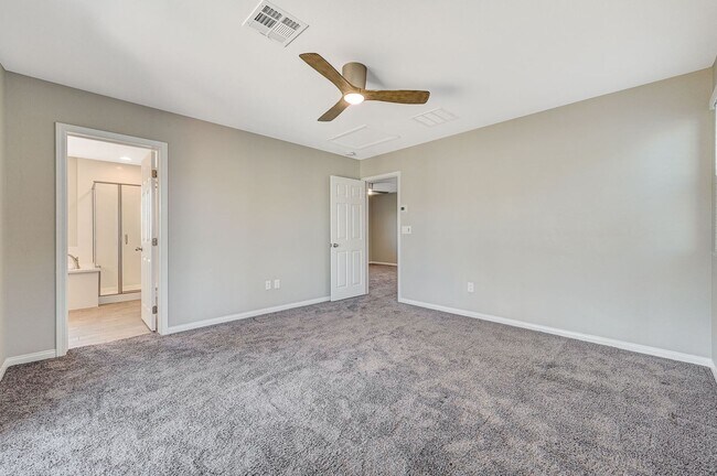 Building Photo - MODERN 2 Story, 3 Bedroom Home near Aliante!