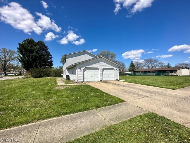 Building Photo - 233 Brunswick Dr