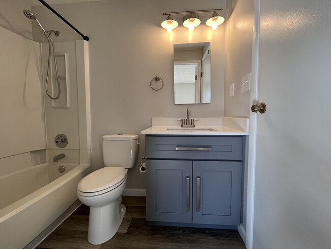 Building Photo - 3749 Meadow Rue Ln