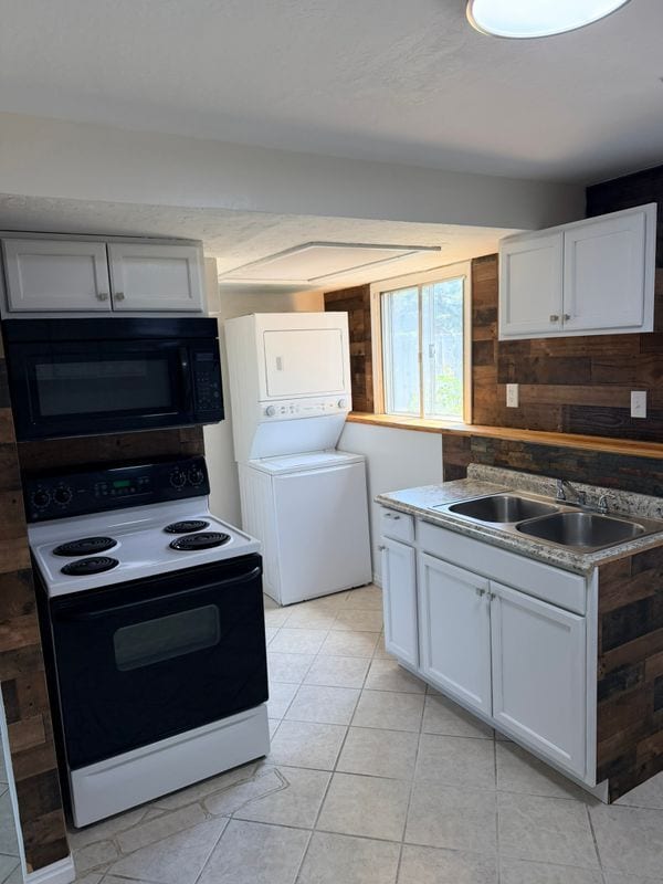 Building Photo - 3693 W Pensacola Cir