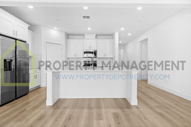 Building Photo - Stunning New 4 Bed / 3 Bath Home | Built i...