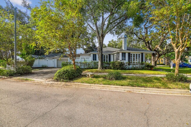 Building Photo - Beautiful Home on Davis Island