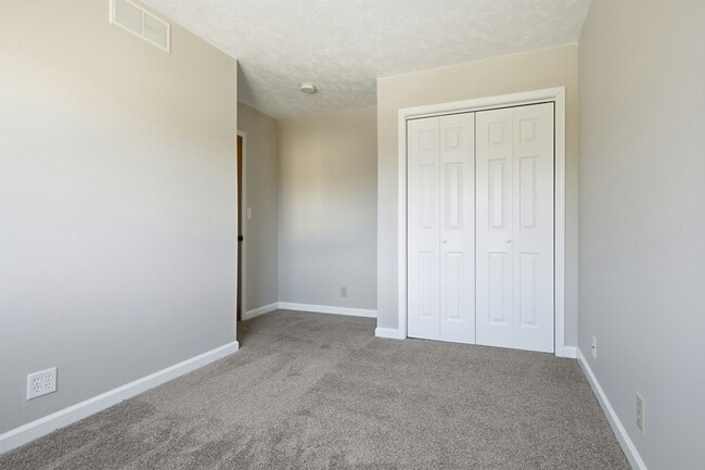 Building Photo - 107 N Orr Dr