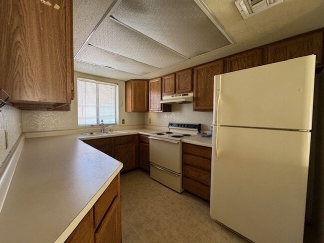 Building Photo - 2Br 2Ba Condo McCormick area w/Garage, Pool