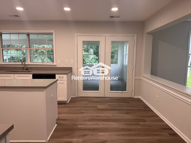 Building Photo - 4905 Tanners Spring Dr