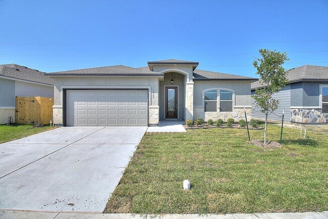 Primary Photo - 7522 Sable Creek Dr