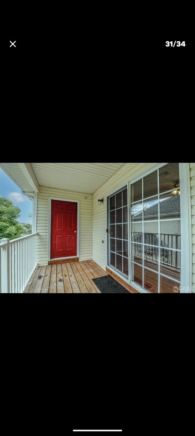 Building Photo - 138 Forest Dr