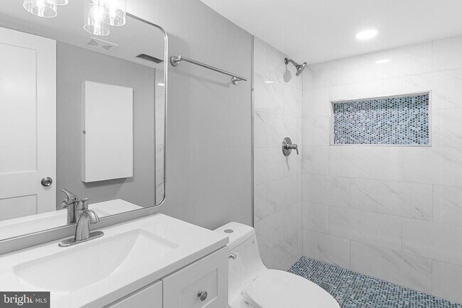 Building Photo - 11409 Berland Pl
