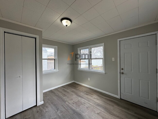 Building Photo - 1215 170th St