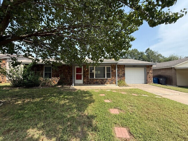 Building Photo - 2 bedroom near Catoosa!!