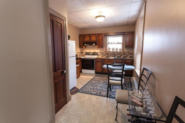 Building Photo - 534 S Market St