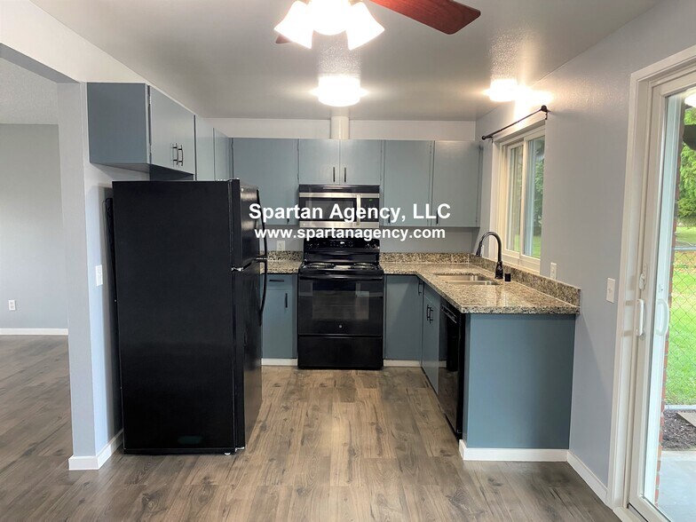 Building Photo - 1307 23rd St NW