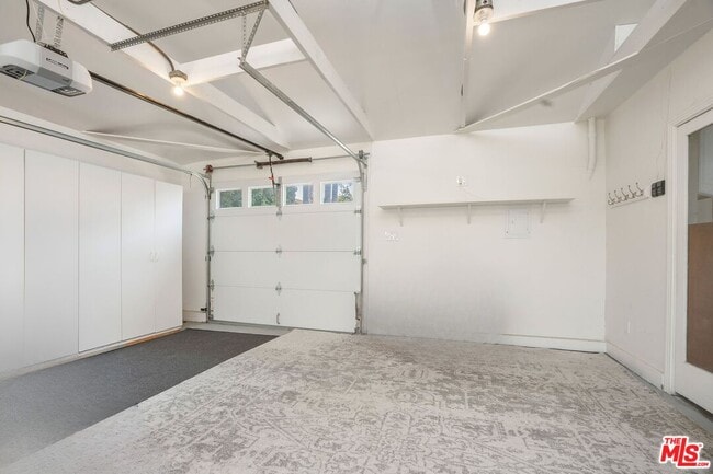 Building Photo - 3460 Redwood Ave