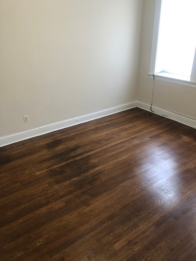 Building Photo - 12 Canfield St