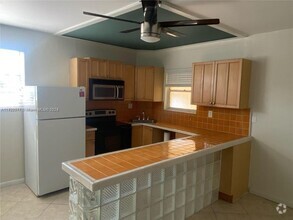 Building Photo - 1 bedroom in North Miami FL 33181