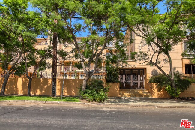 Primary Photo - 1000 S Westgate Ave