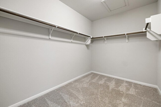 Building Photo - 236 El Dorado Rd