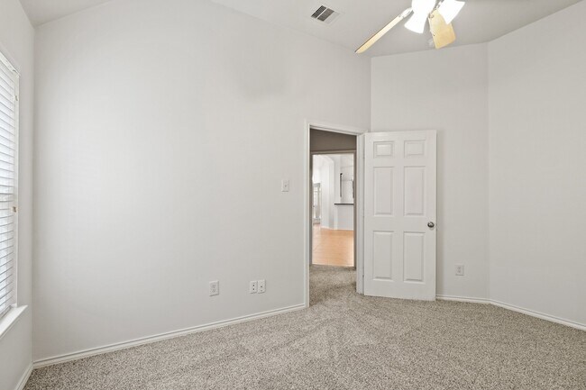 Building Photo - 17635 Arcadia Point Ln