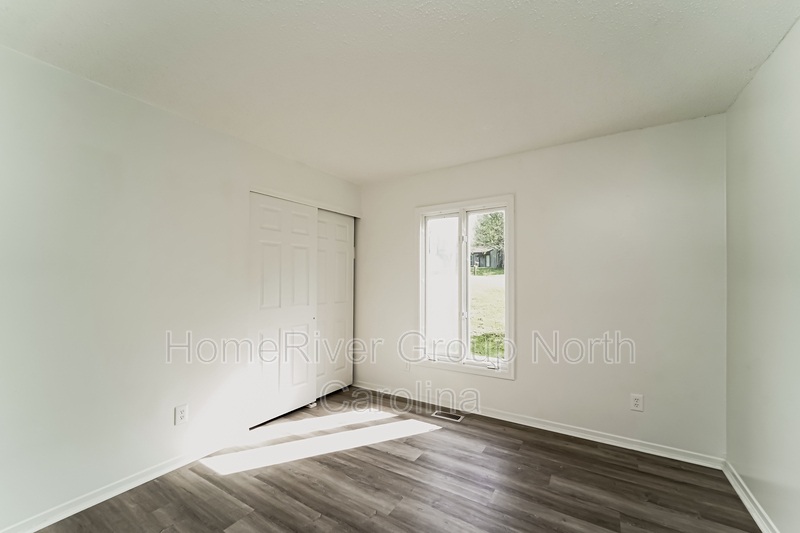 Building Photo - 6548 Deermont Ct