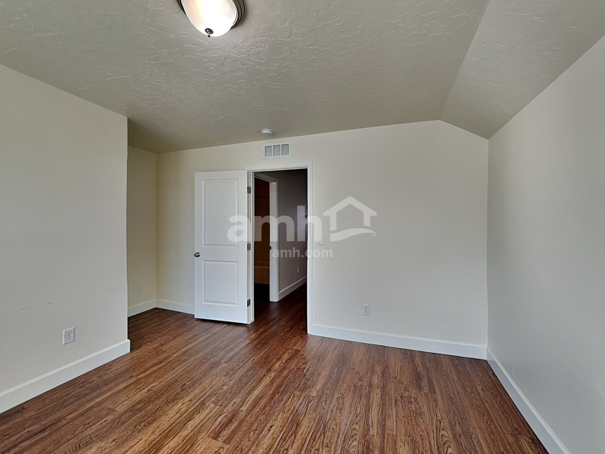 Building Photo - 378 E Sicily Dr