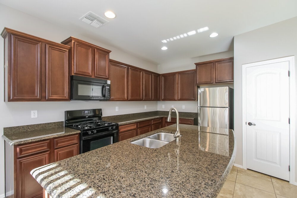 Building Photo - 3535 S Posse Trail