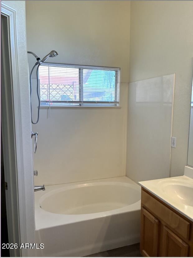 Building Photo - 5211 W Glenview Pl