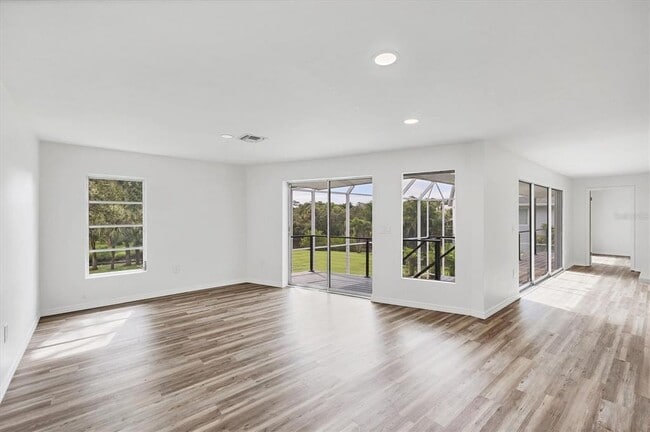 Building Photo - 2460 Whippoorwill Cir
