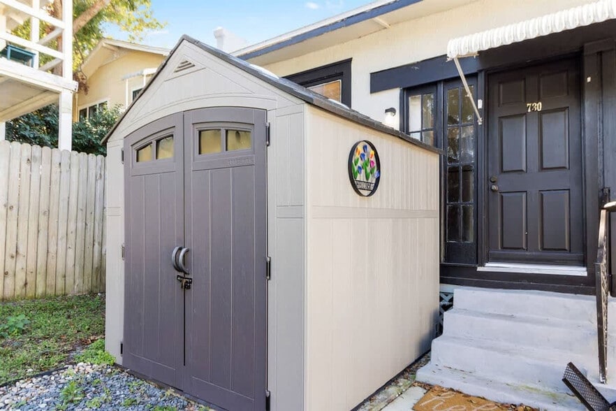 Building Photo - 713 E Palmetto St