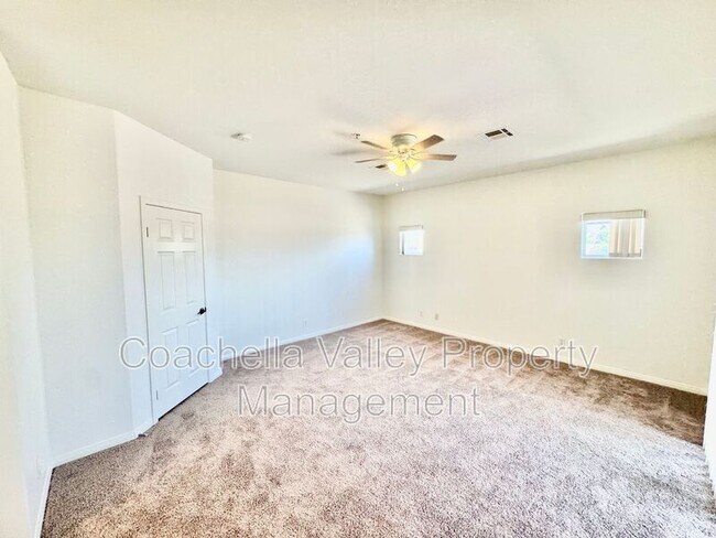 Building Photo - 74091 Daisy Ln
