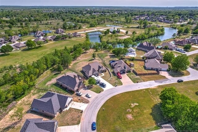 Building Photo - 8290 Overlook Trail