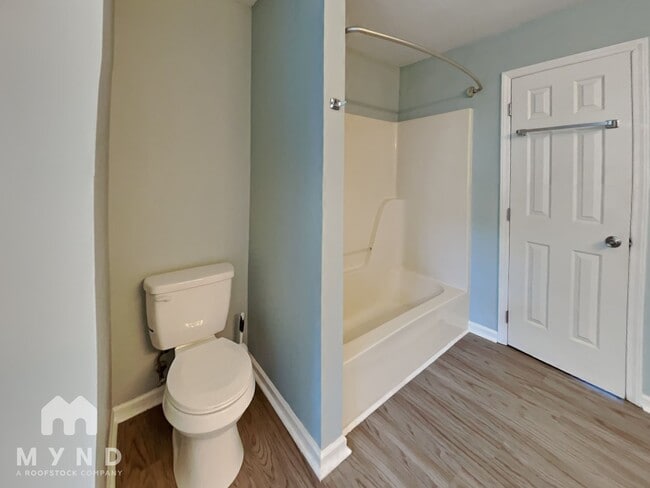 Building Photo - 2745 Sterling Park Dr