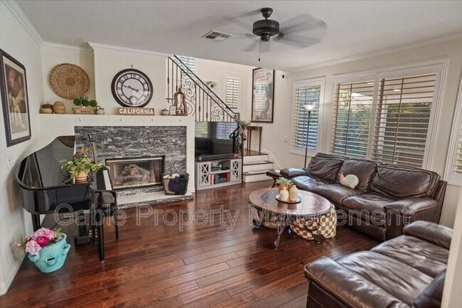 Building Photo - 22922 Boxwood Ln