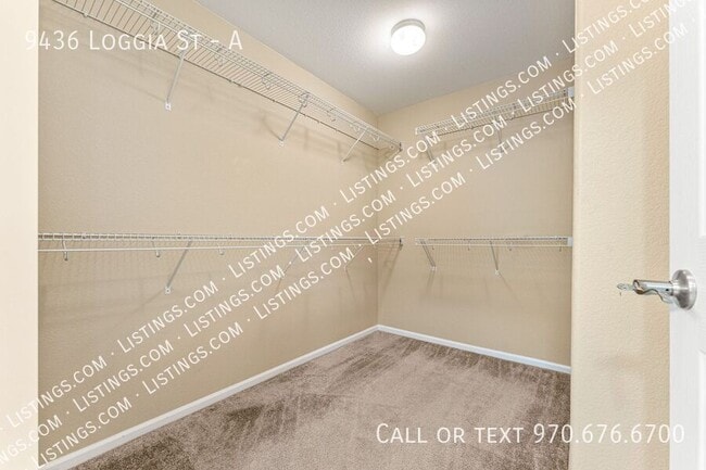 Building Photo - 9436 Loggia St