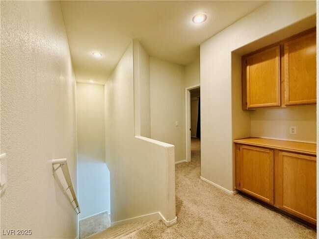 Building Photo - 10231 Deerfield Beach Ave