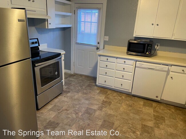 Building Photo - 2 br, 1 bath House - 546 1/2 St. Vrain Street