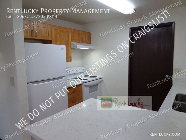 Building Photo - 33033 22nd Pl S