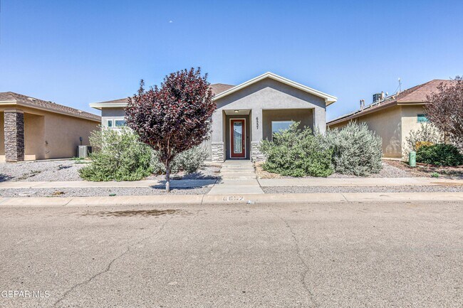 Building Photo - 6557 Toivoa Pl