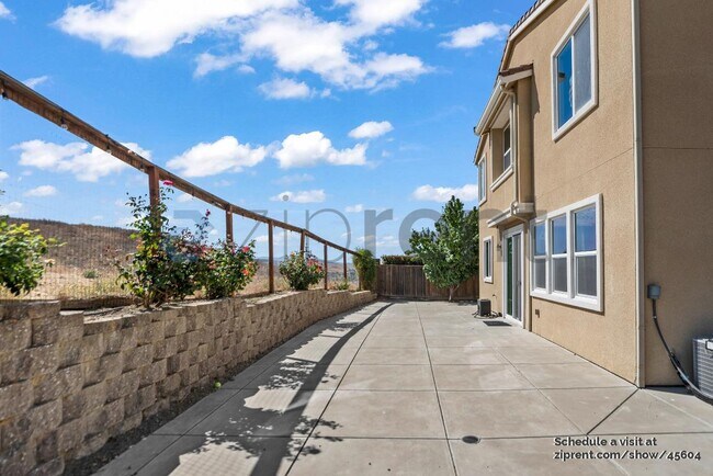 Building Photo - 3356 Cydonia Court
