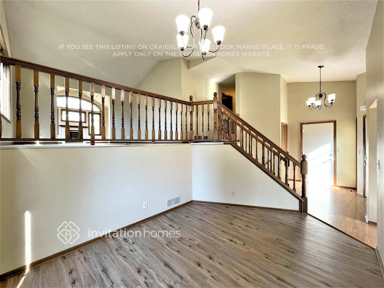Building Photo - 1609 Lakewood Dr N