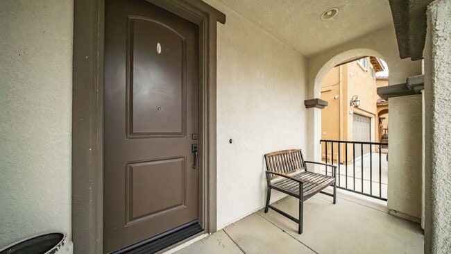 Building Photo - Beautiful 4 bedroom home in Dixon