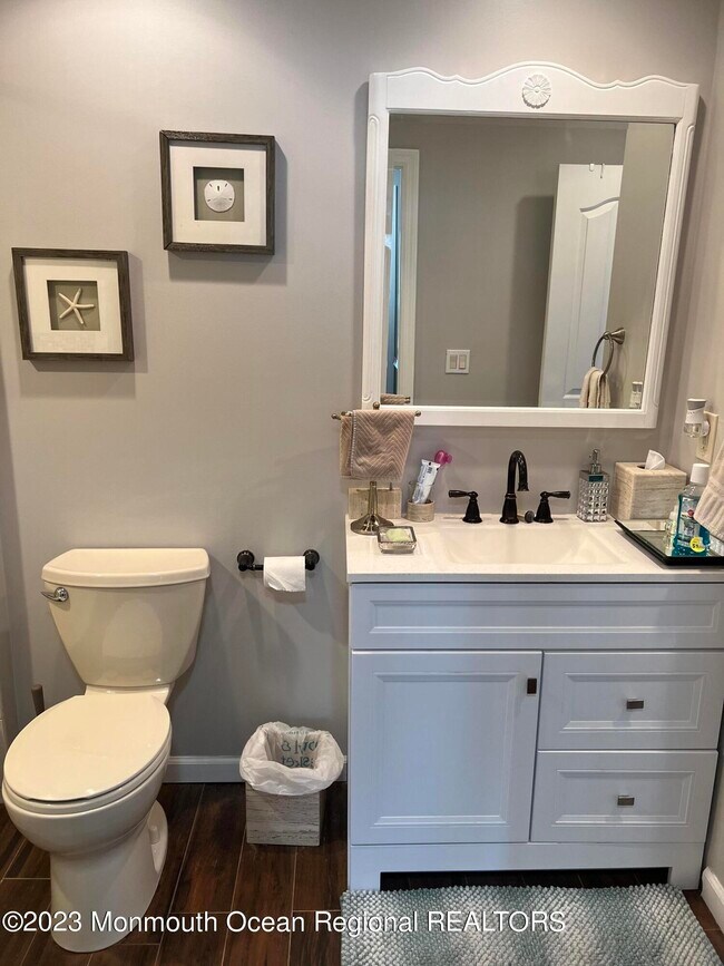 Building Photo - 85 E Water St