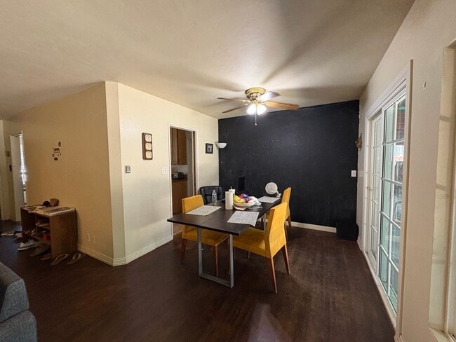 Building Photo - Spacious 4BR Canyon-View Home Near SDSU