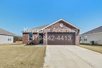 Building Photo - 817 S Katlyn Dr