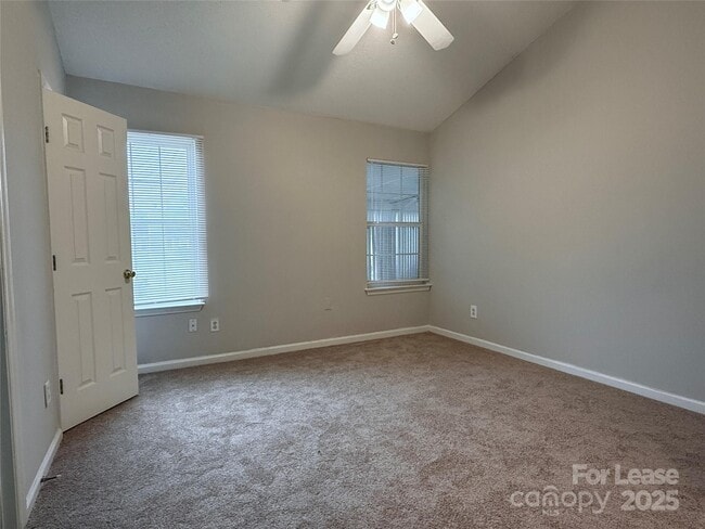 Building Photo - 4140 Rosy Mound Ln