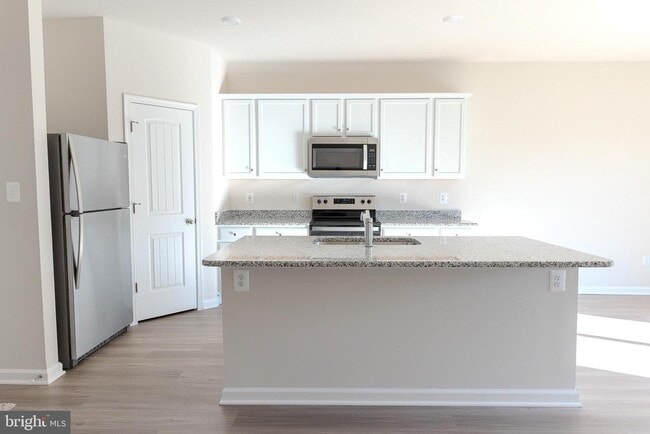 Building Photo - 104 Cramsford St